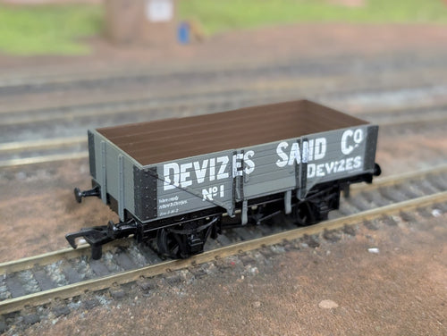 Airfix OO Gauge 54374-5 Devizes Sand 5 Plank Wagon