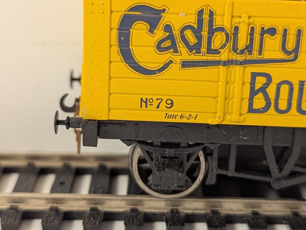 Dapol OO Gauge 7 Plank Open Wagon Goods Wagon 79 Cadbury Bournville Yellow