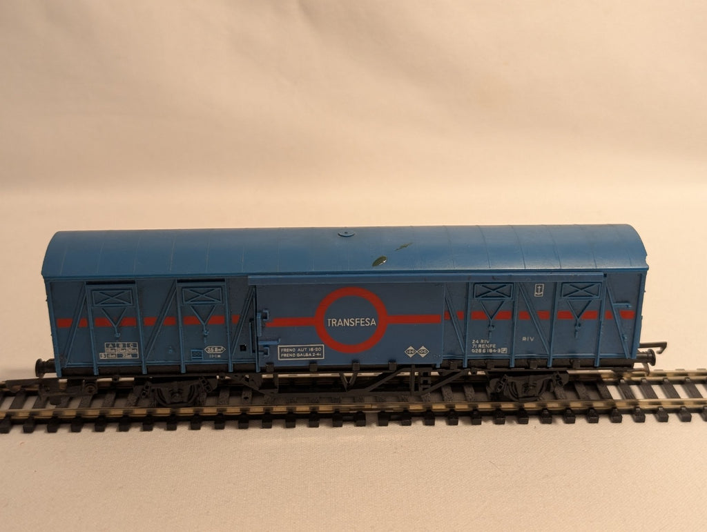 Hornby R741 OO Gauge VIX International Ferry Van – Transfesa