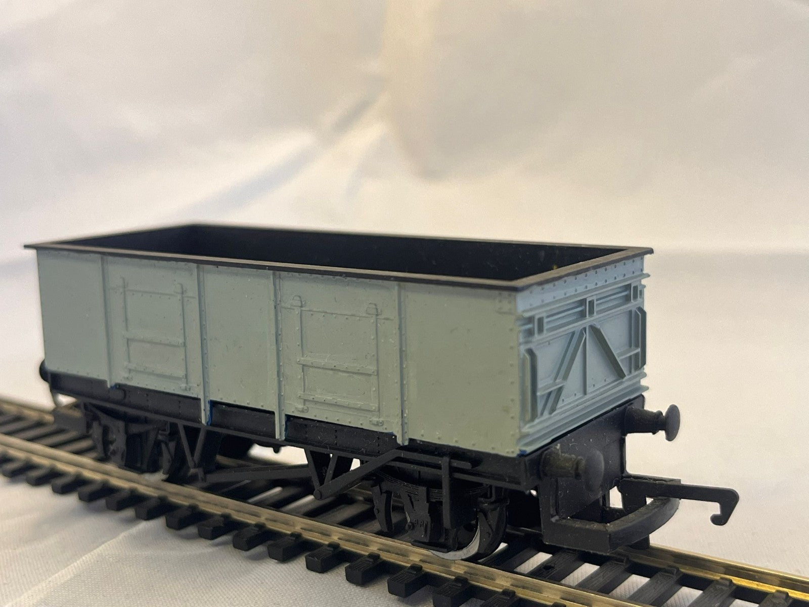 Hornby Large Grey Mineral Wagon