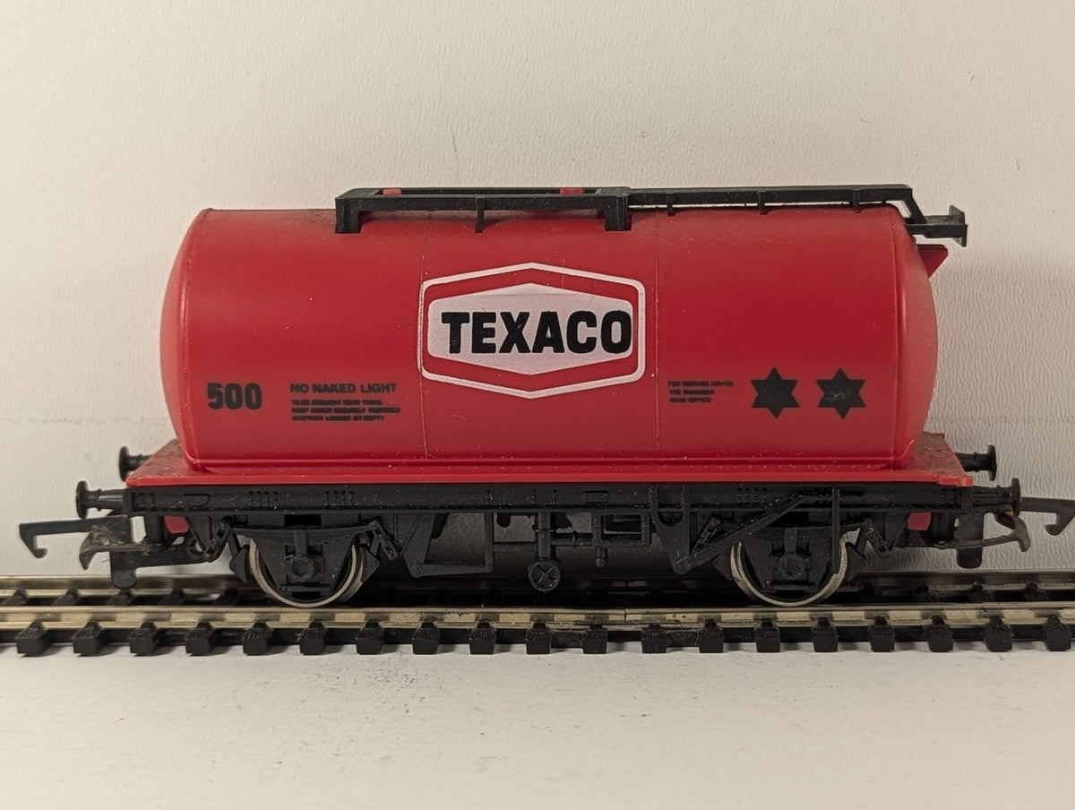Hornby OO Gauge Texaco Tank Wagon 500 Texaco Red