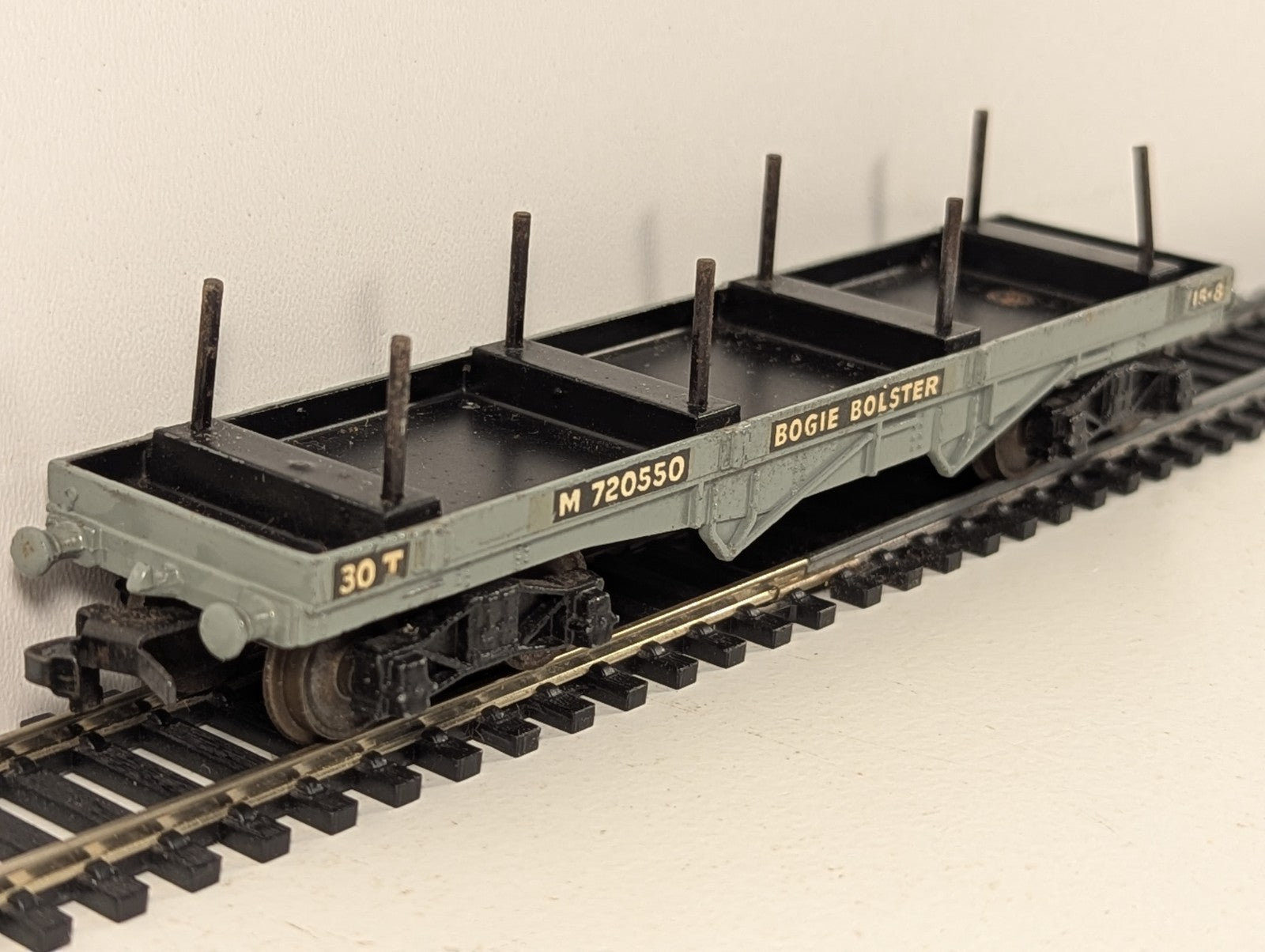 Hornby-Dublo 32051 OO Gauge D1 Bogie Bolster Wagon - Boxed