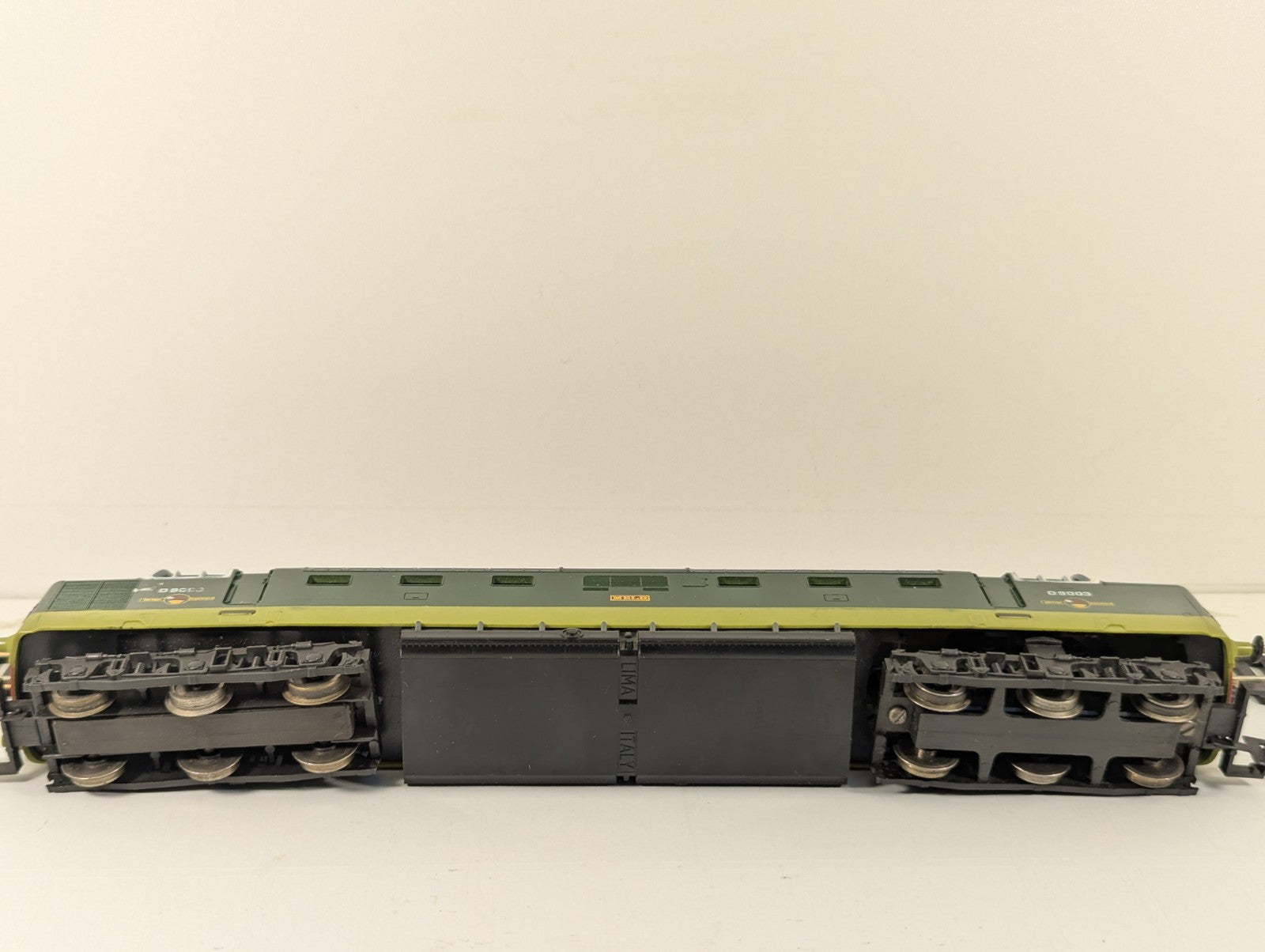 Lima OO Gauge Class 55 Deltic D9003 Meld Diesel Locomotive - Non-Runner