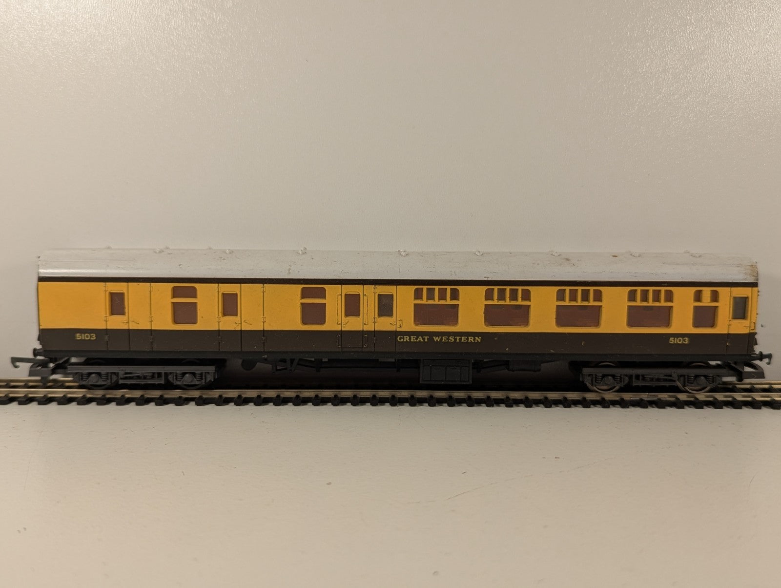 Lima OO Gauge GWR Mk1 Brake Second Corridor Coach