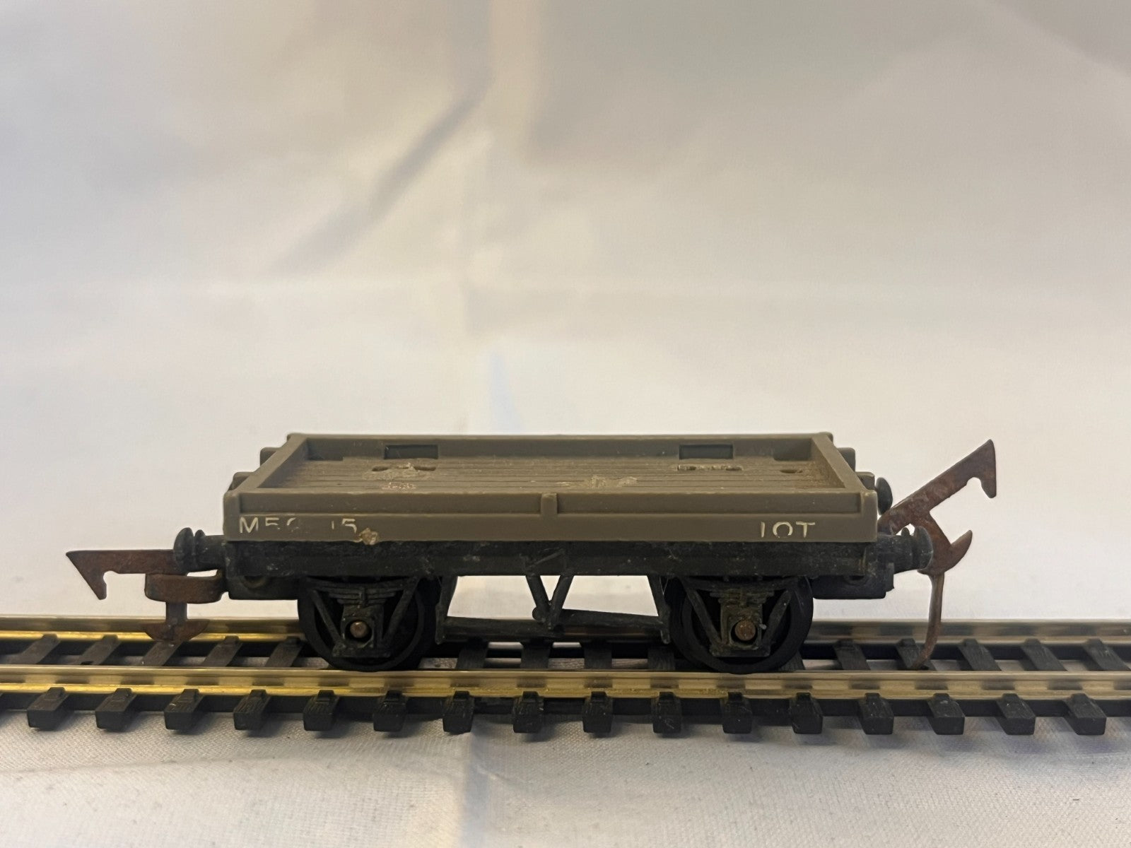 Tri-ang Railways R17/18 OO Gauge Bolster Wagon
