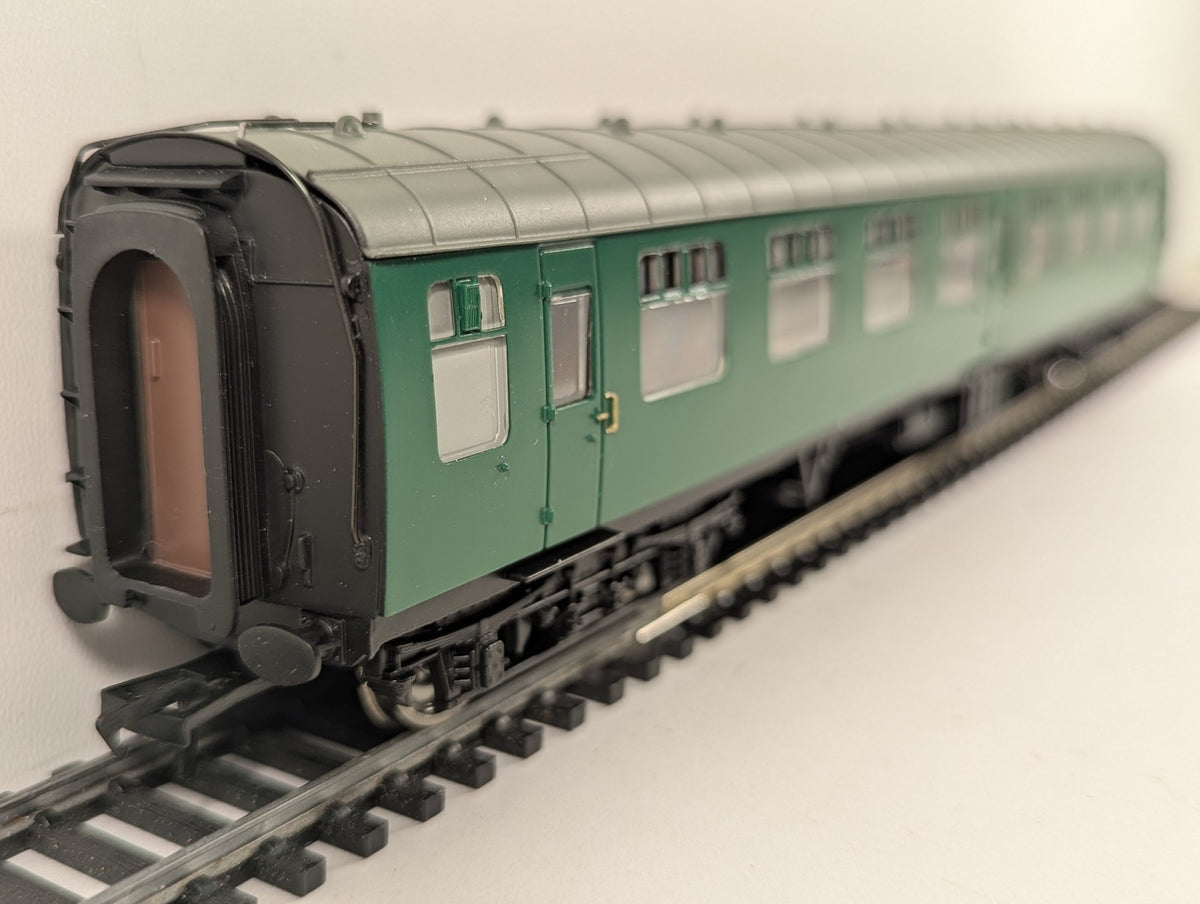 Bachmann OO Gauge BR Mk1 Corridor SK Passenger Coach S 24324