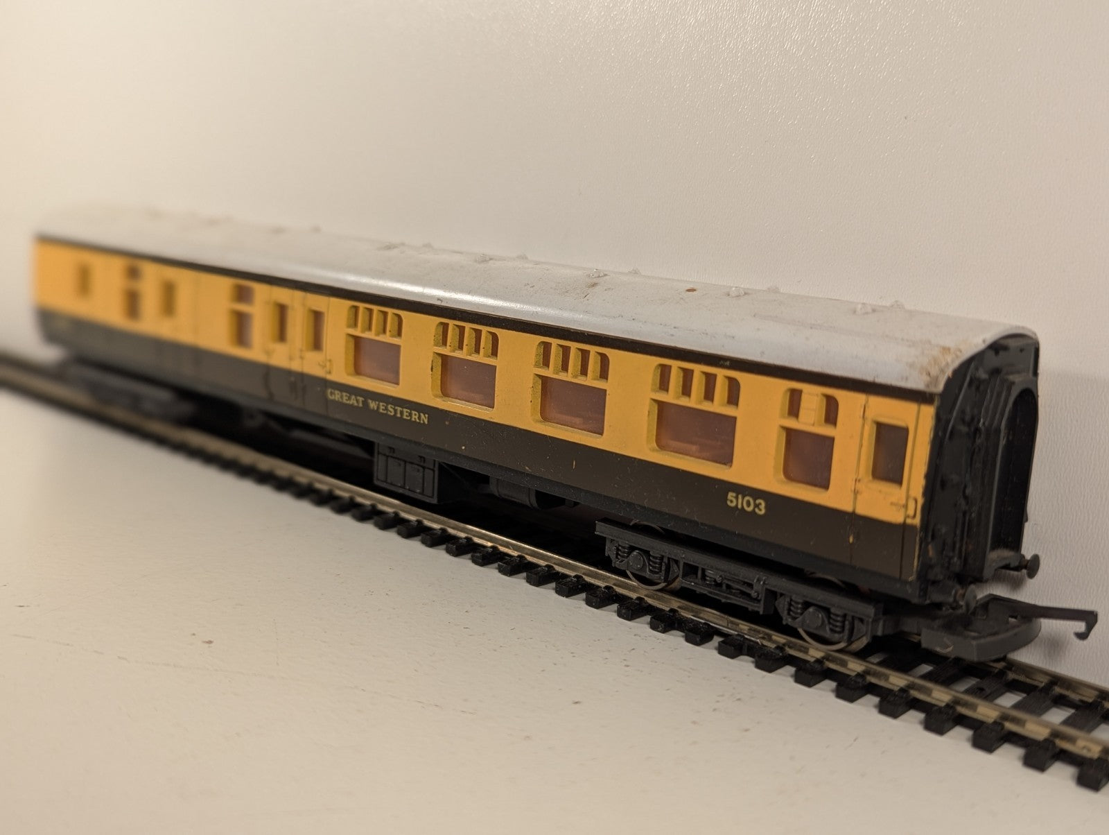 Lima OO Gauge GWR Mk1 Brake Second Corridor Coach