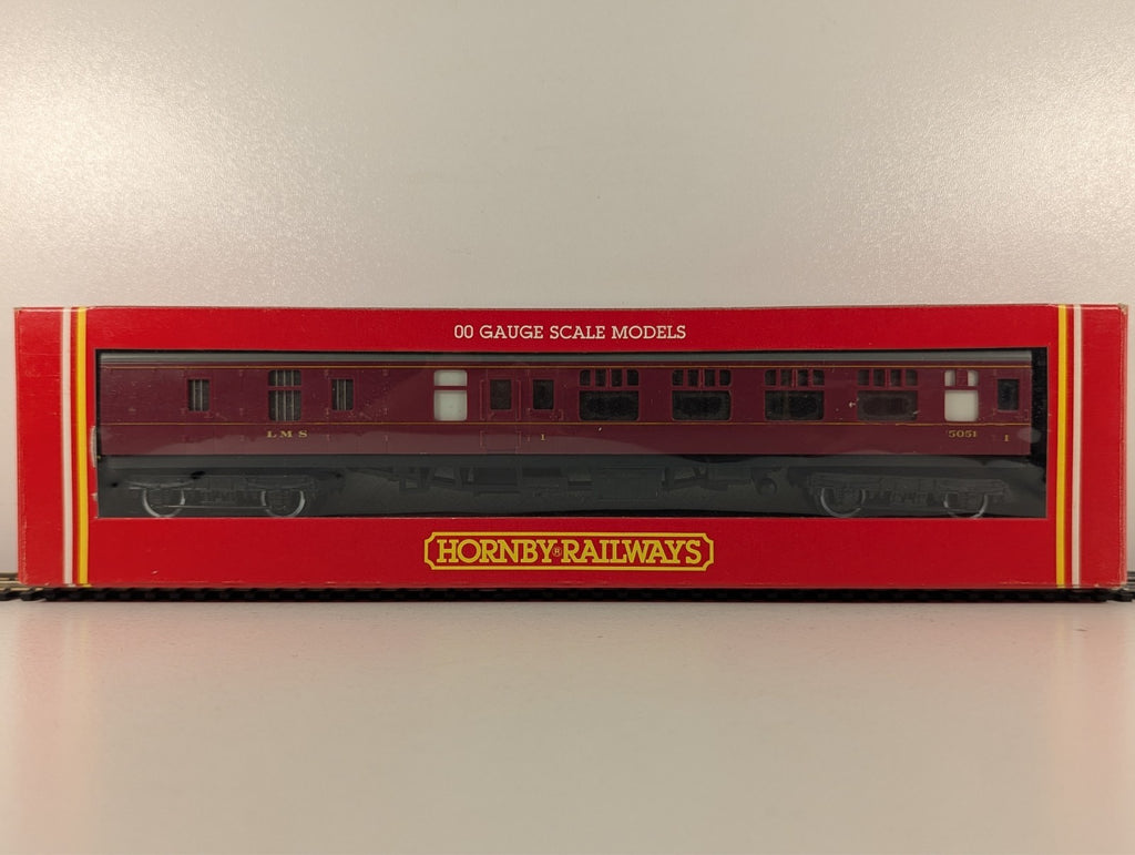 Hornby Railways R.422 LMS Corridor Brake First Coach OO Gauge - Boxed