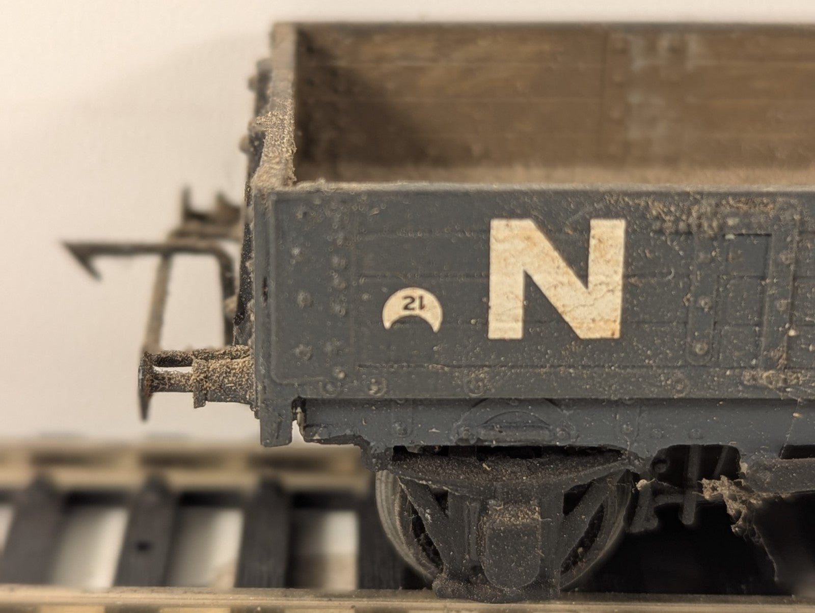 Peco OO Gauge North British Railway 7-Plank Open Wagon Goods Wagon