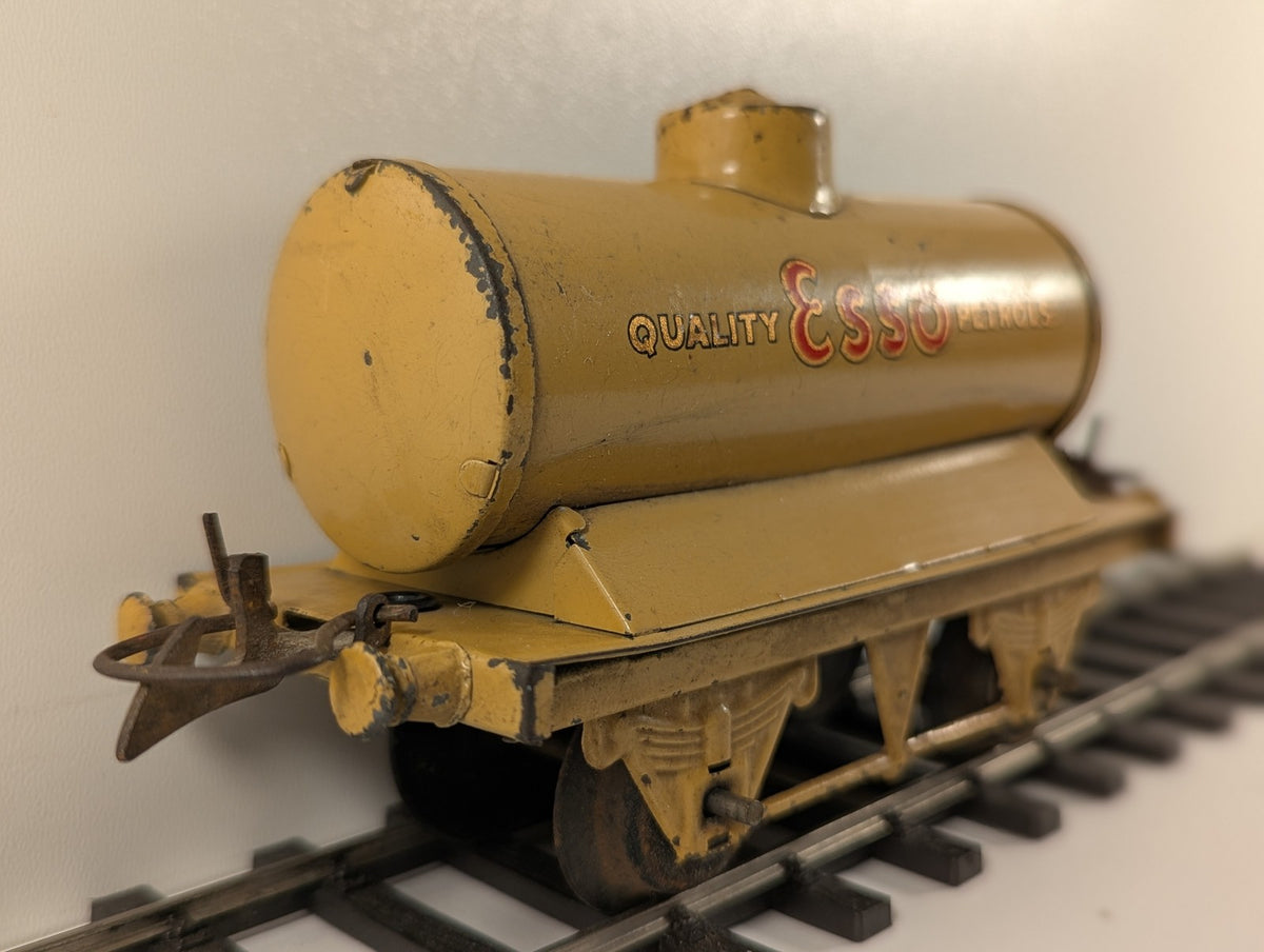 Hornby O Gauge No. 1 Esso Petrol Tank Wagon Goods Wagon Esso Yellow