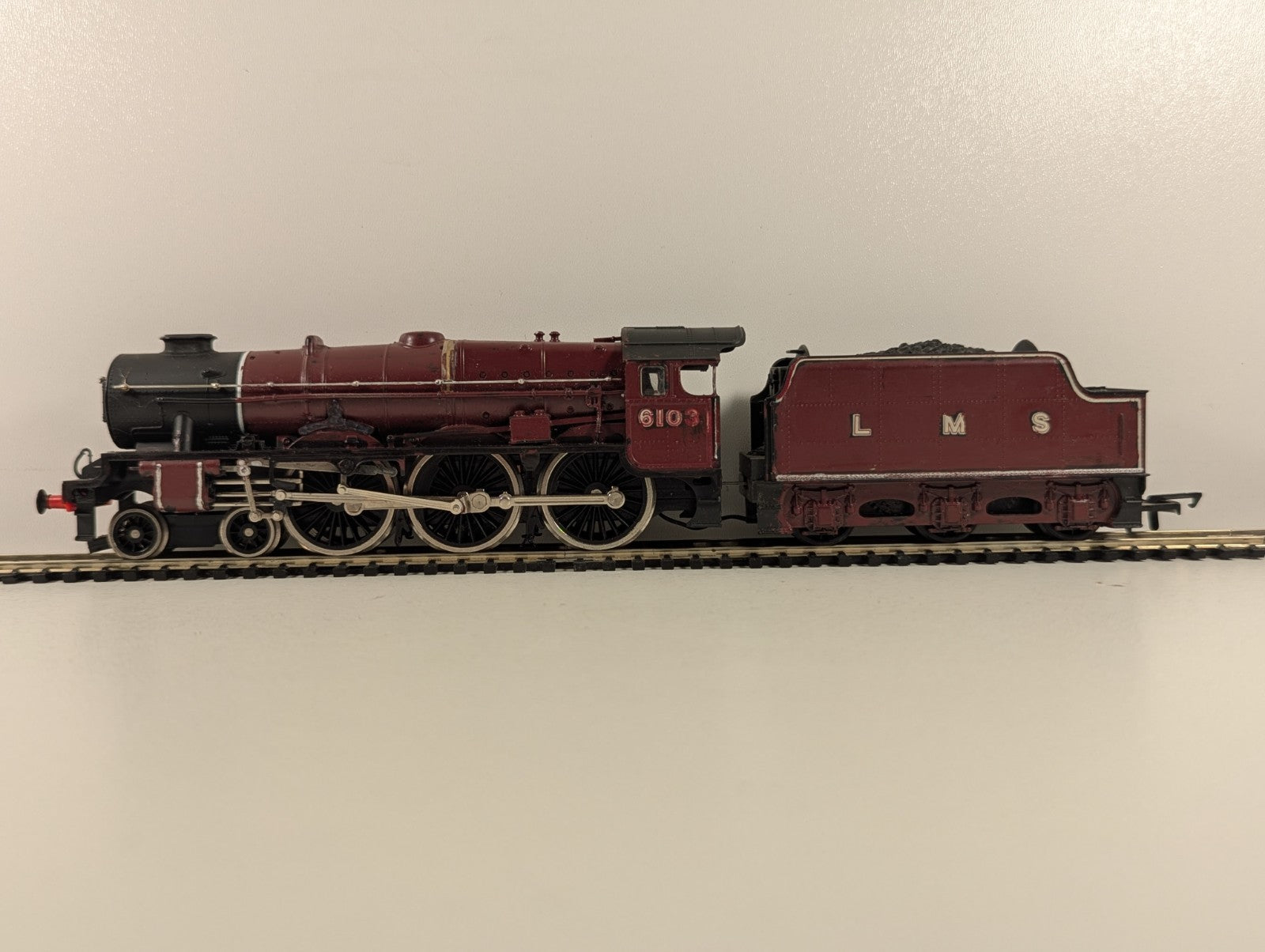 Airfix OO Gauge Royal Scots Fusilier Steam Locomotive - Repainted Maroon