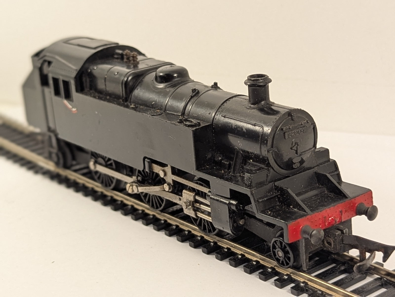 Tri-ang R59 BR Class 3MT 2-6-2T Tank Locomotive No.82004  - Needs Attention