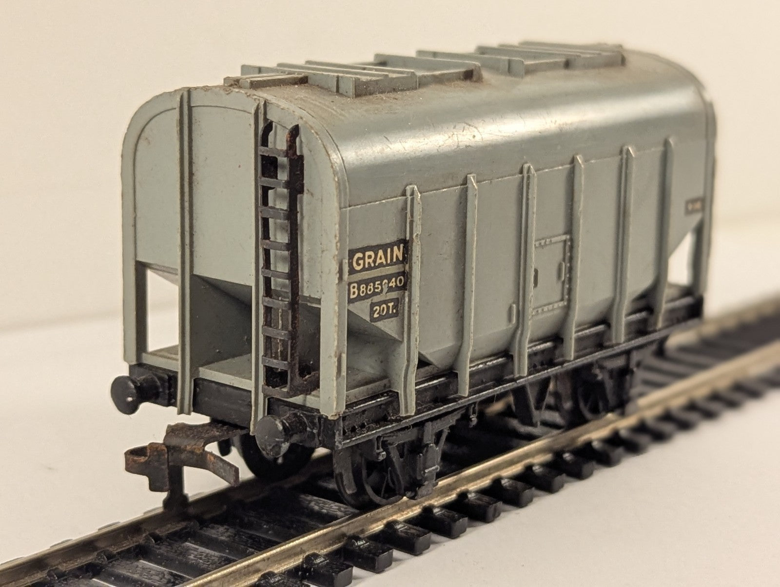 Hornby Dublo 32067 20 Ton Bulk Grain Wagon OO Gauge