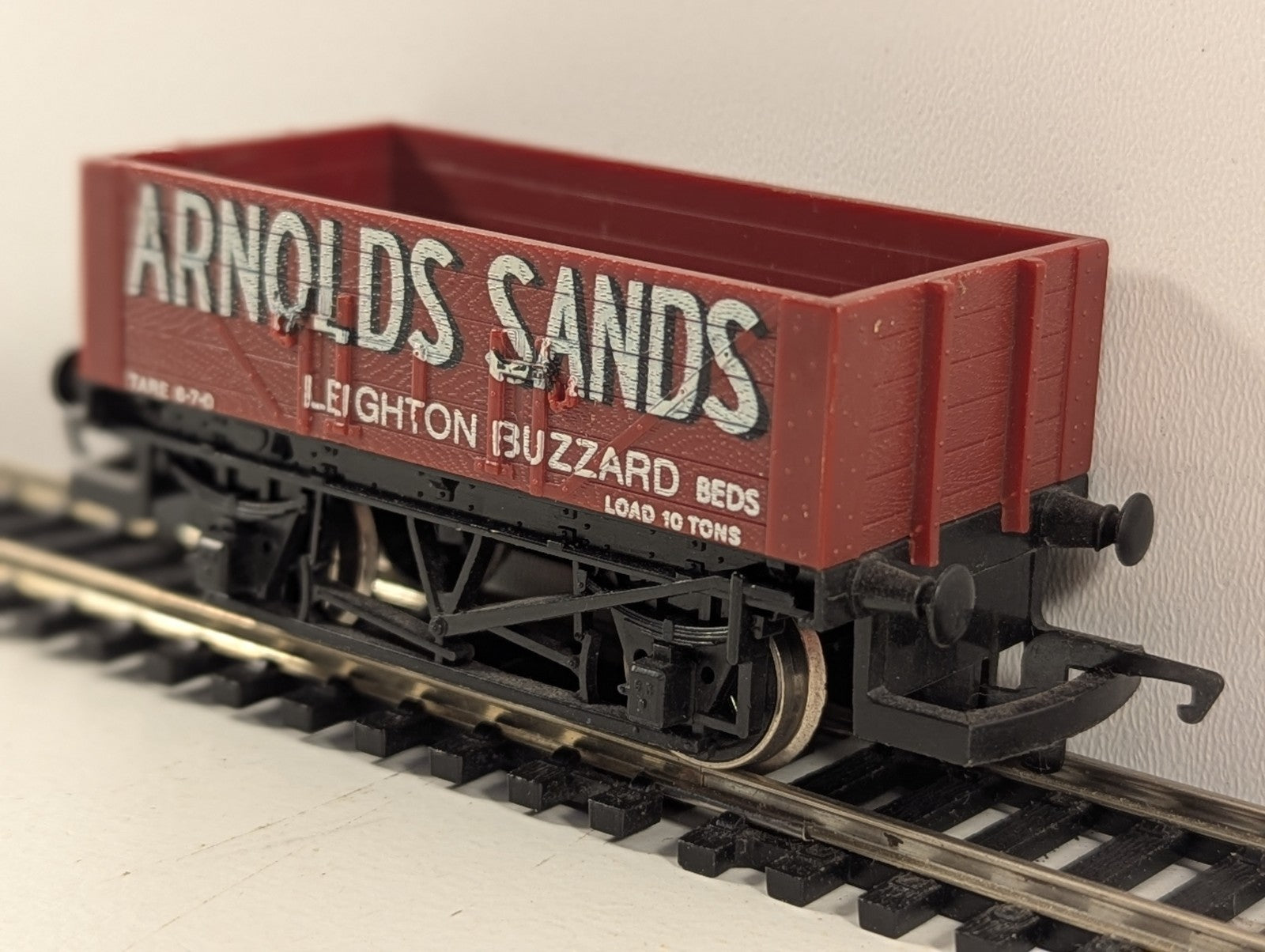 Hornby R097 OO Gauge Arnold Sands Leighton Buzzard 5 Plank Wagon