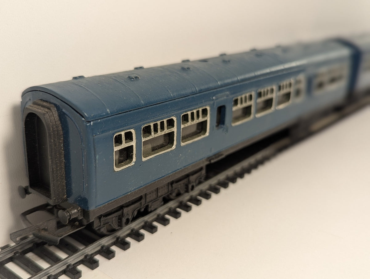 Tri-ang OO Gauge DMU Centre Cars Coaches BR Blue R334 Spares or Repair