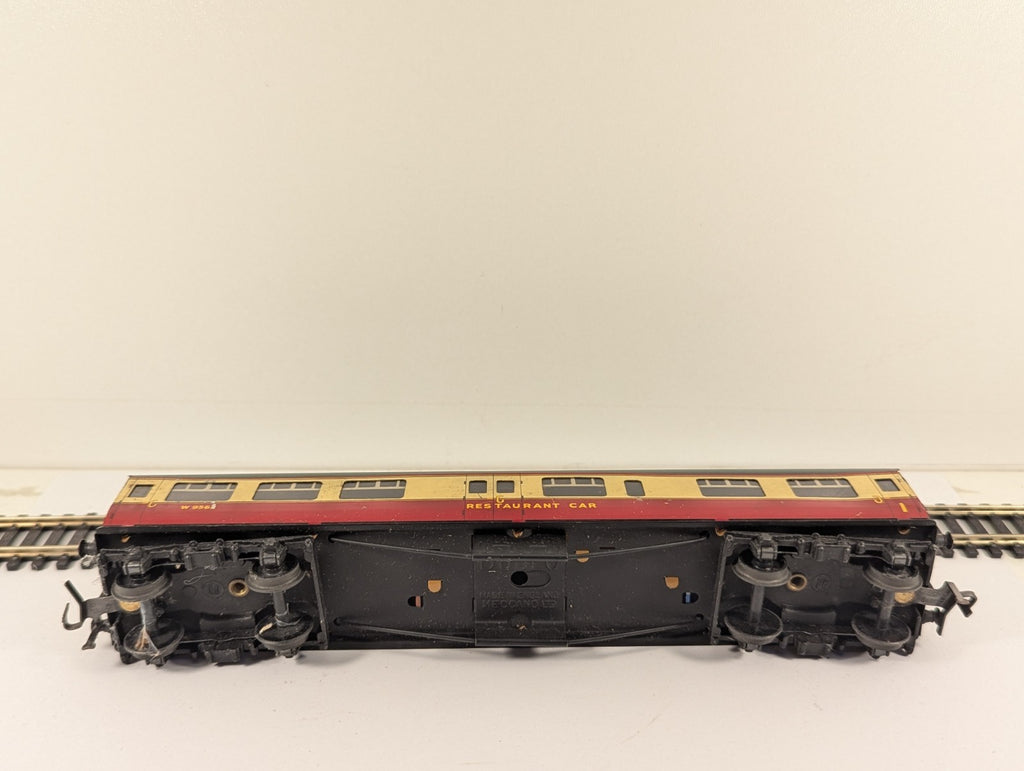 Hornby-Dublo 32097 OO Gauge BR Restaurant Car Blood & Custard Boxed