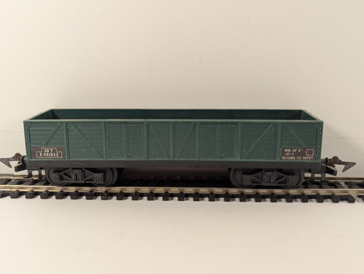 Playcraft HO Gauge 50-Ton Bogie Open Wagon Goods Wagon E 451023 BR Green