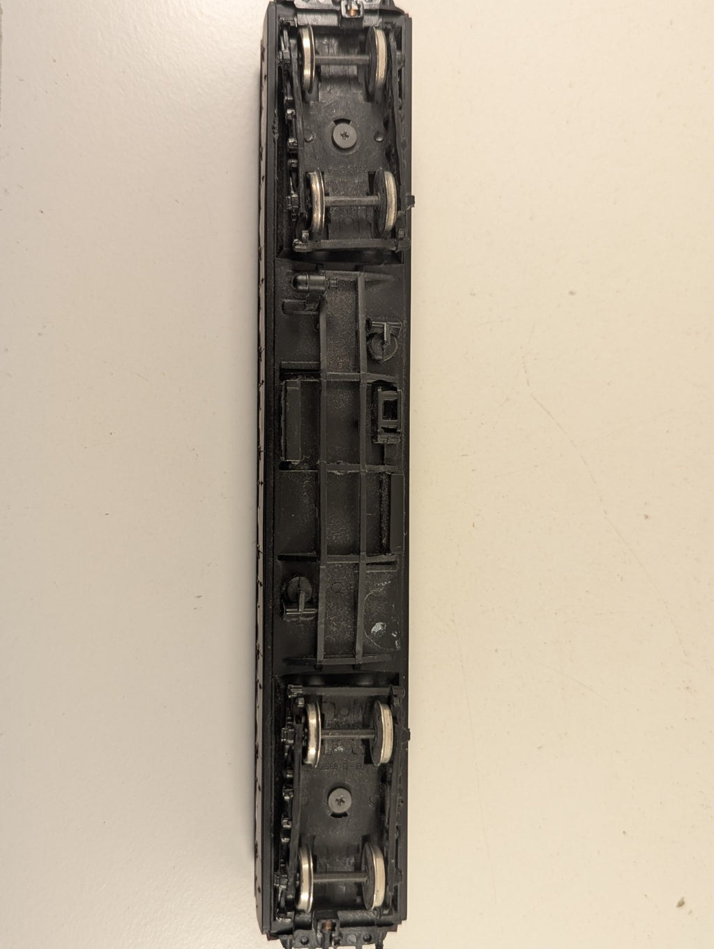 Bachmann Branchline OO Gauge BR Mk1 57ft Suburban Coach