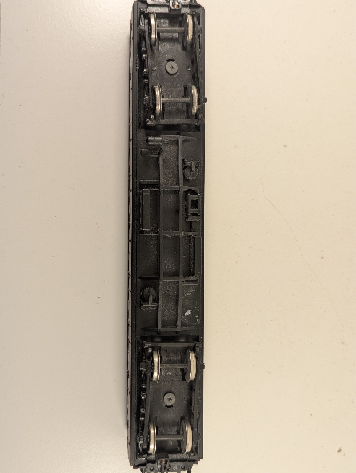 Bachmann Branchline OO Gauge BR Mk1 57ft Suburban Coach