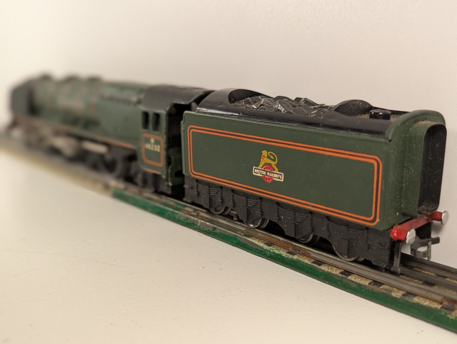 Hornby Dublo EDL12 OO Gauge LMS Coronation Class 4-6-2 “Duchess of Montrose”