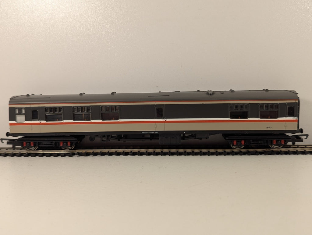 Hornby R426 BR Mk1 RMB Restaurant Miniature Buffet Coach