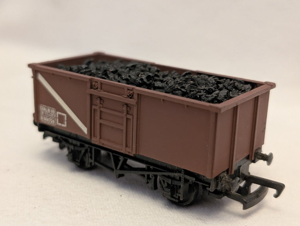 Mainline OO Gauge 16 Ton Steel Mineral Wagon Goods Wagon B566728 BR Brown