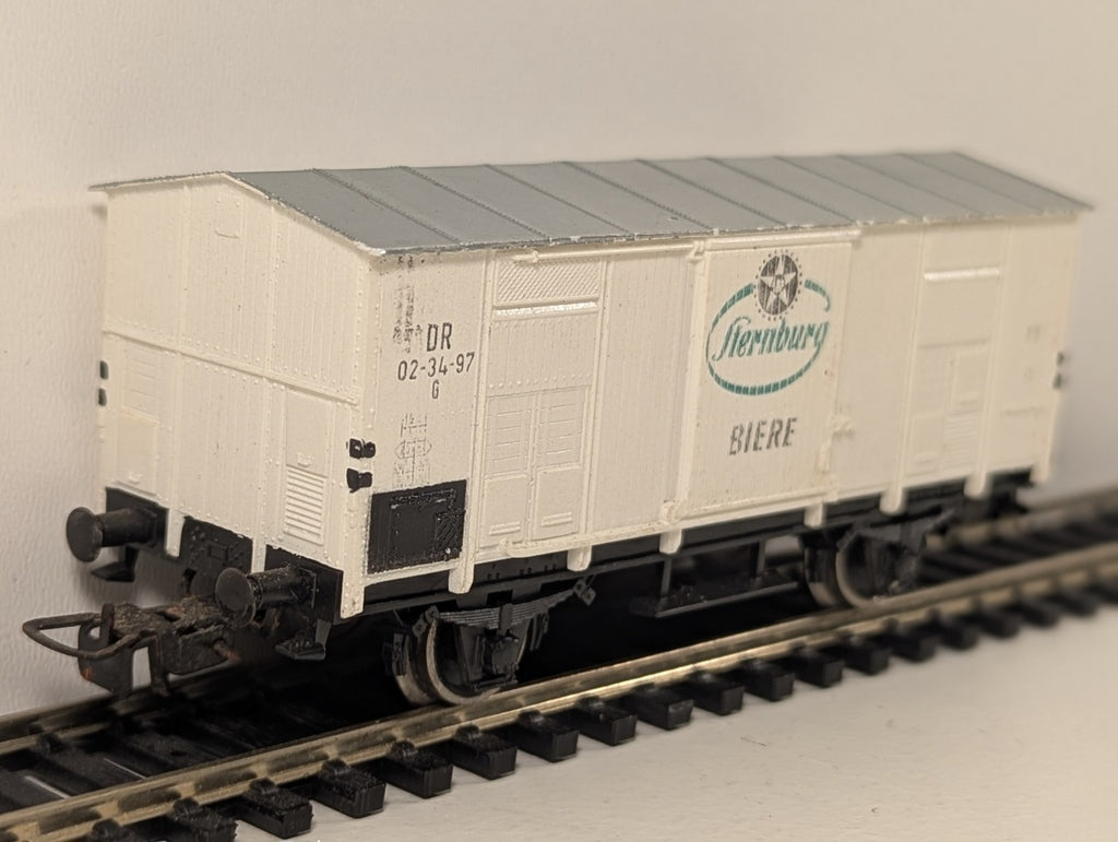 Piko HO Scale Sternburg Biere Refrigerator Wagon (DDR)