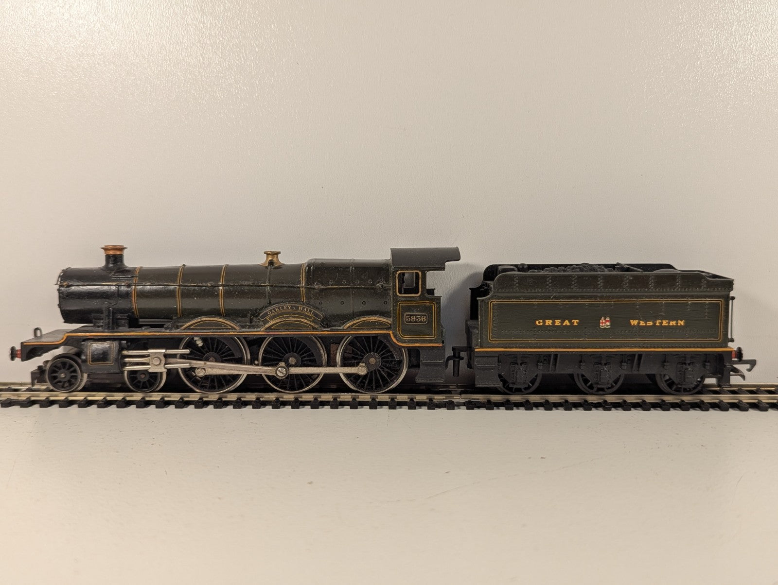 Hornby Dublo GWR Hall “Oakley Hall” GWR Lined Green