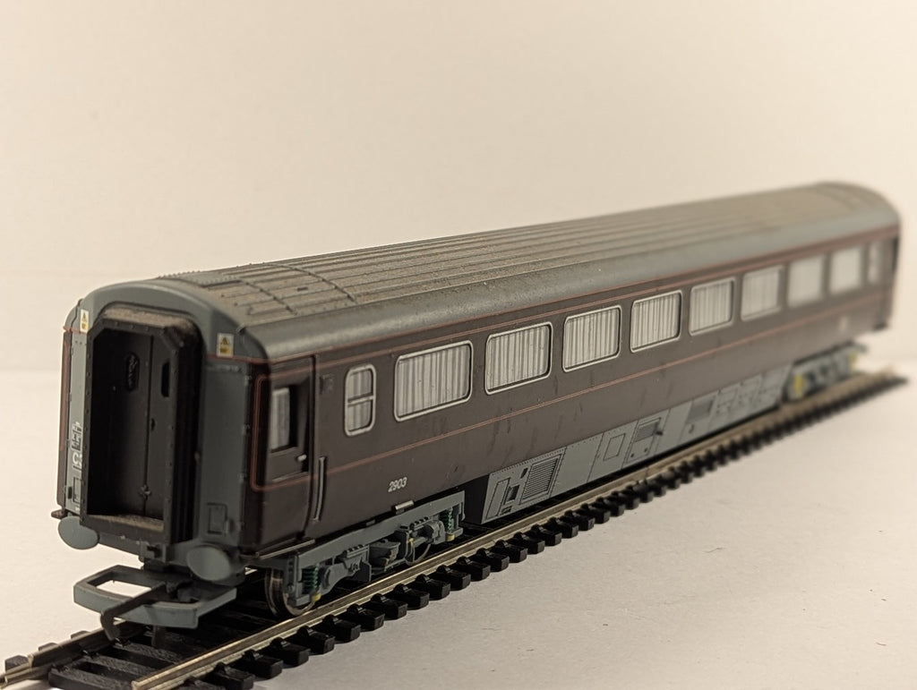 Hornby OO Gauge Mk3 Royal Train Queen's Saloon Passenger Coach 2903 Royal Claret