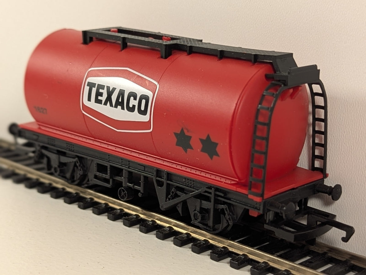 Hornby R231 OO Gauge Texaco Tank Wagon
