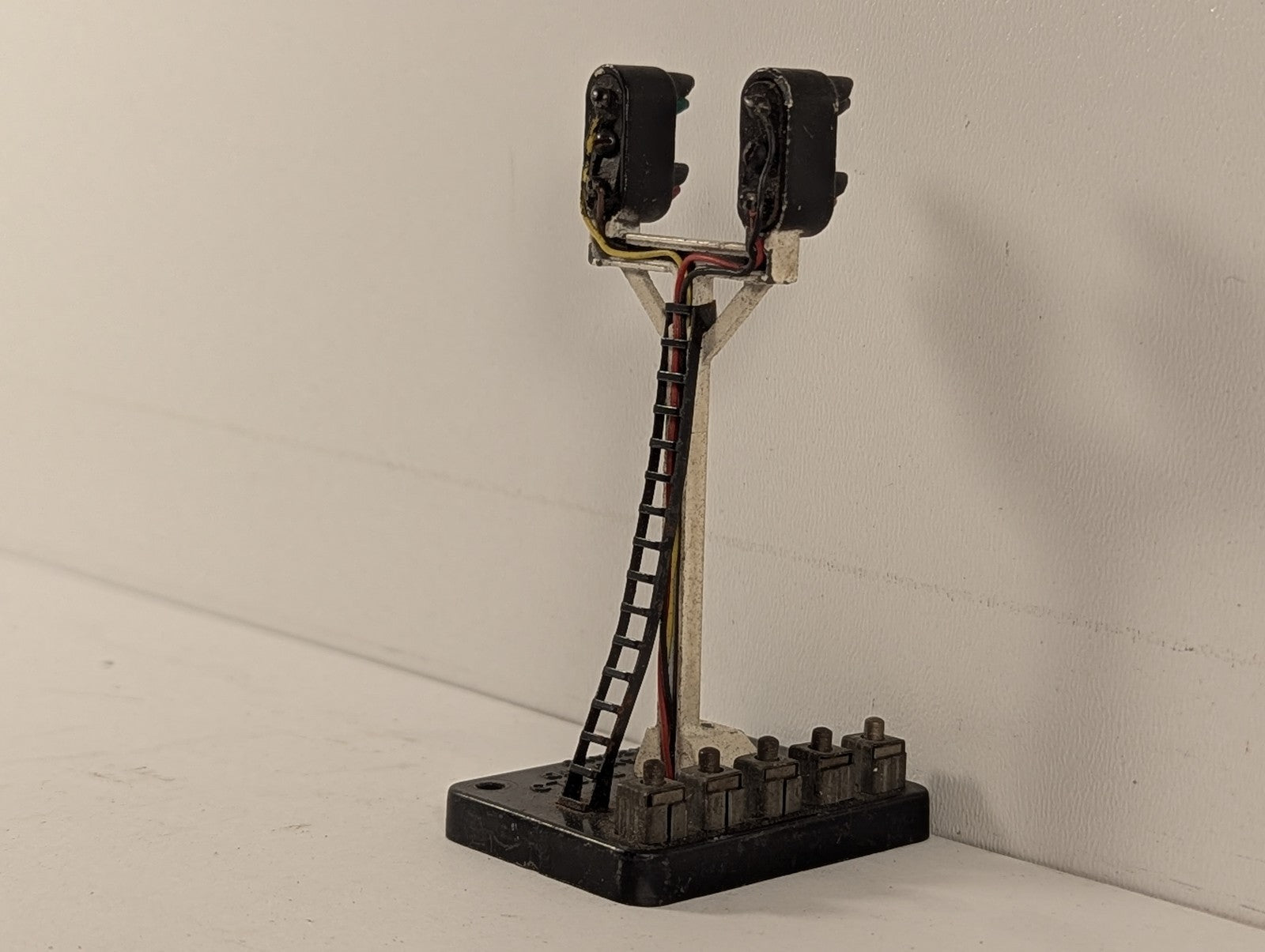 Hornby Dublo OO Gauge Junction Colour Light Signal Signals 5045