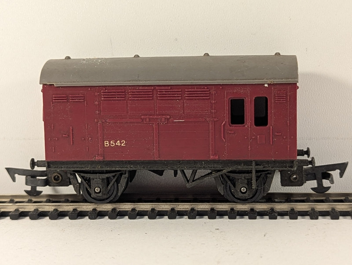 Tri-ang OO Gauge Horse Box Goods Wagon B542 BR Maroon R.123