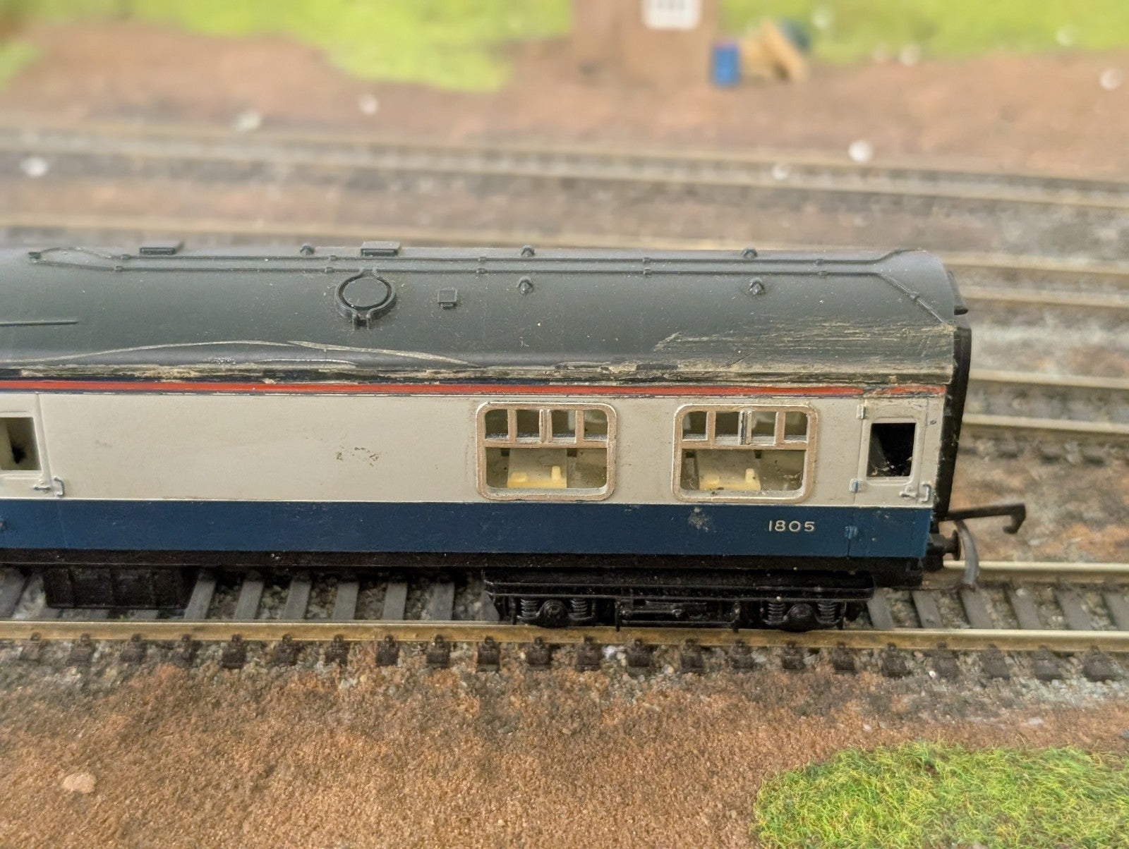 Tri-ang OO Gauge BR Mk1 RMB Restaurant Miniature Buffet Coach No. 1805