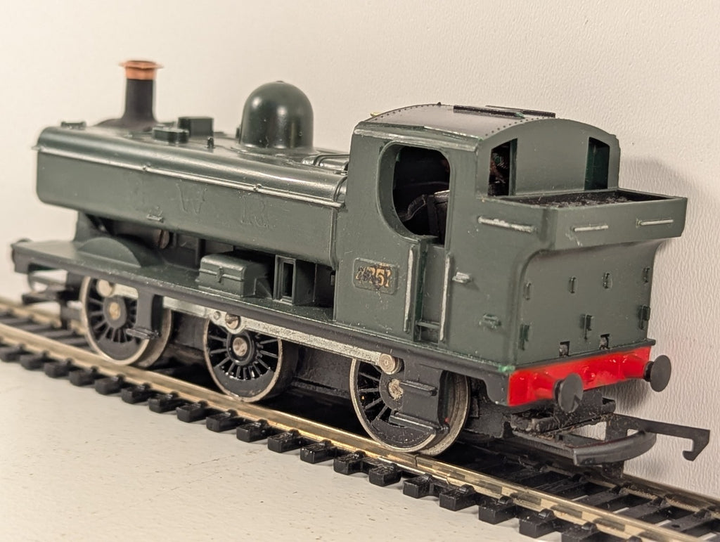 Tri-ang Hornby R300A GWR Class 57xx Pannier Tank Locomotive
