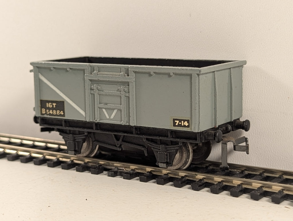 Hornby Dublo 32056 OO Gauge D2 Grey BR 16 Ton Mineral Wagon - Boxed