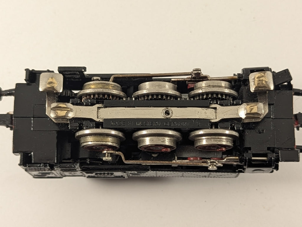 Trix HO Gauge Class 80 Tank Locomotive Steam Locomotive 80020 Black