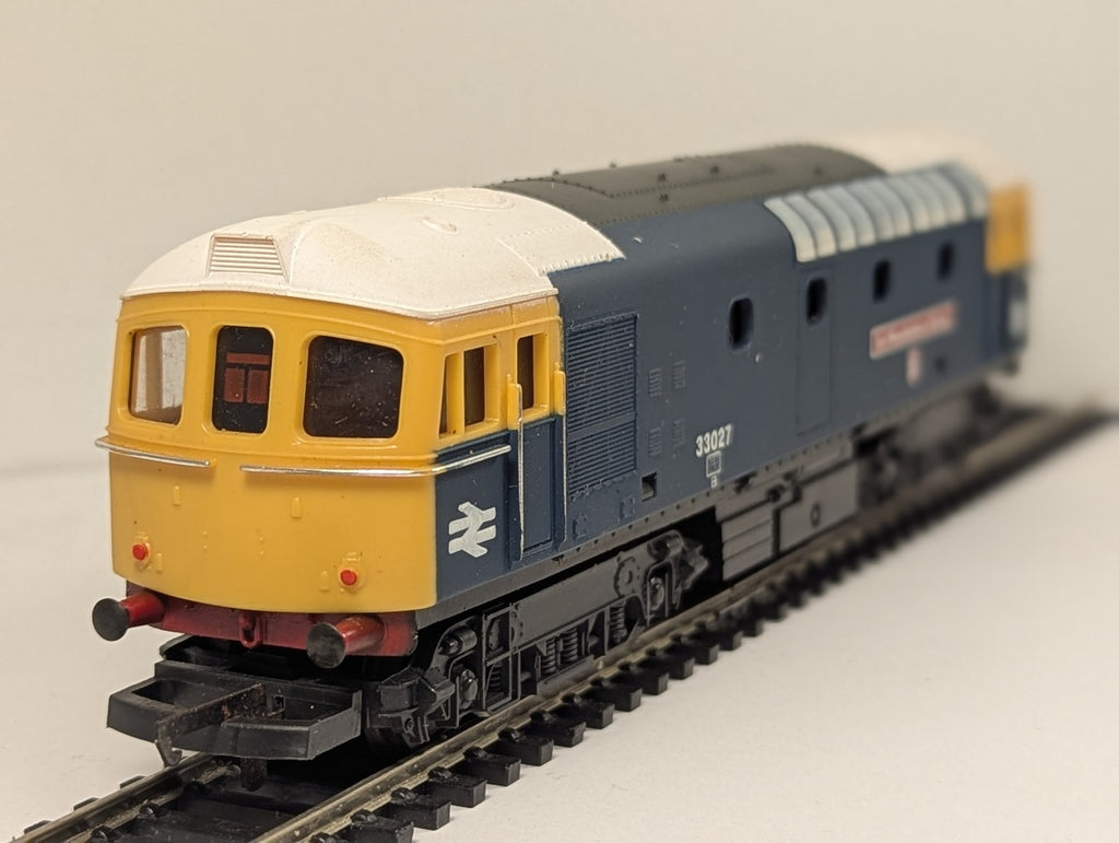 Lima OO Gauge Class 33 33027 'Earl Mountbatten of Burma' Diesel Locomotive