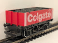 Hornby OO Gauge 7-Plank Open Wagon 'Colgate' Goods Wagon Colgate Red R608