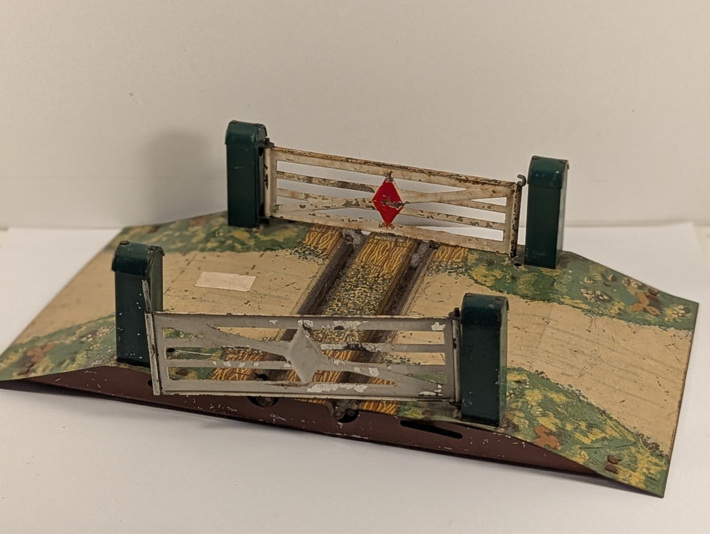 Hornby Meccano O Gauge Tinplate Level Crossing