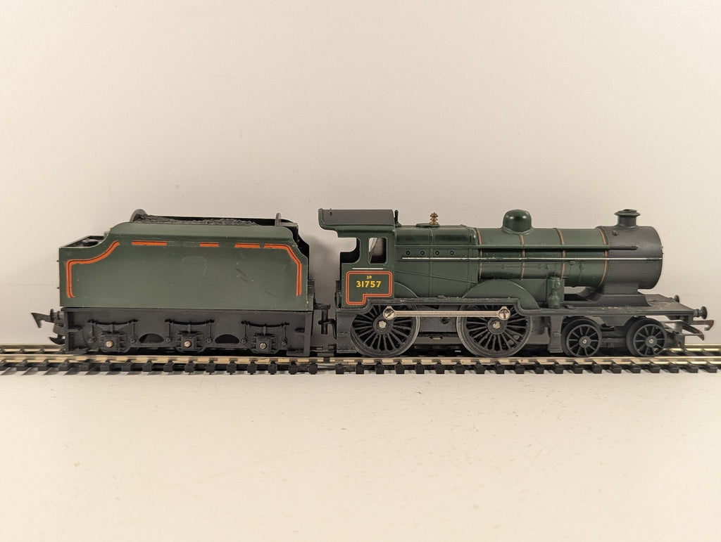 Tri-ang OO Gauge L1 Class 4-4-0 Steam Locomotive 31757
