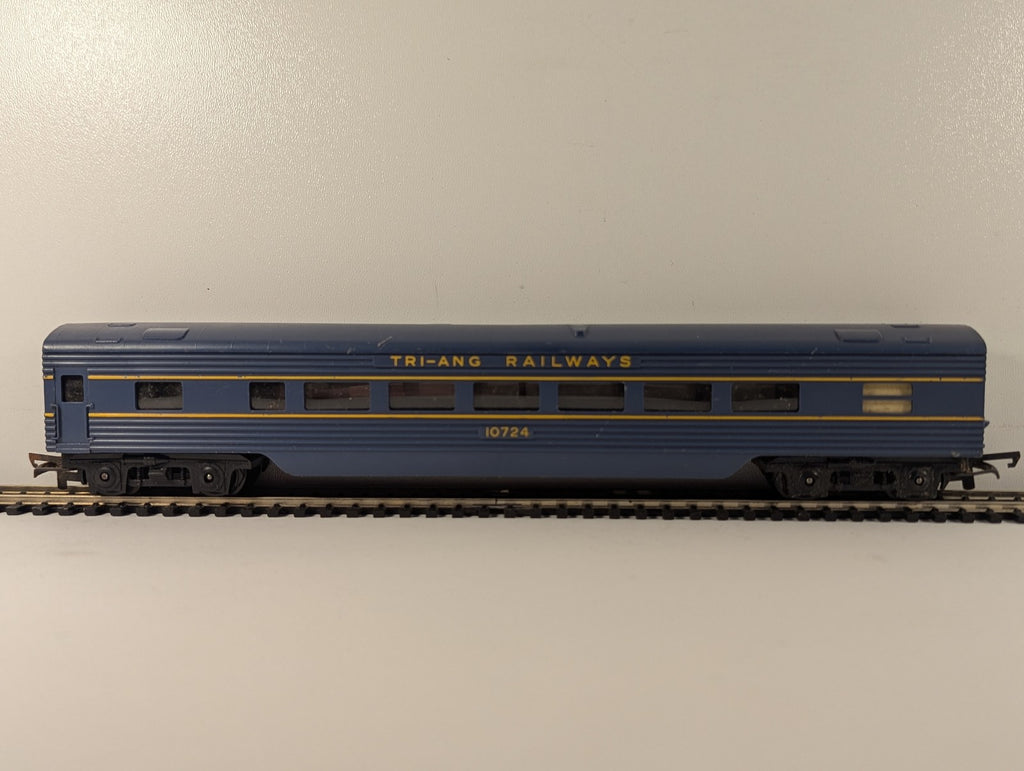 Tri-ang OO Gauge Transcontinental Passenger Coach 10724 Blue and Yellow R25