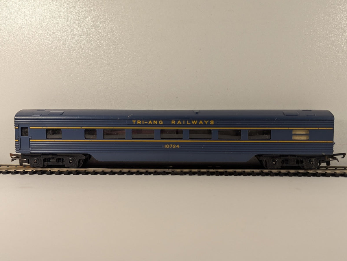 Tri-ang OO Gauge Transcontinental Passenger Coach 10724 Blue and Yellow R25