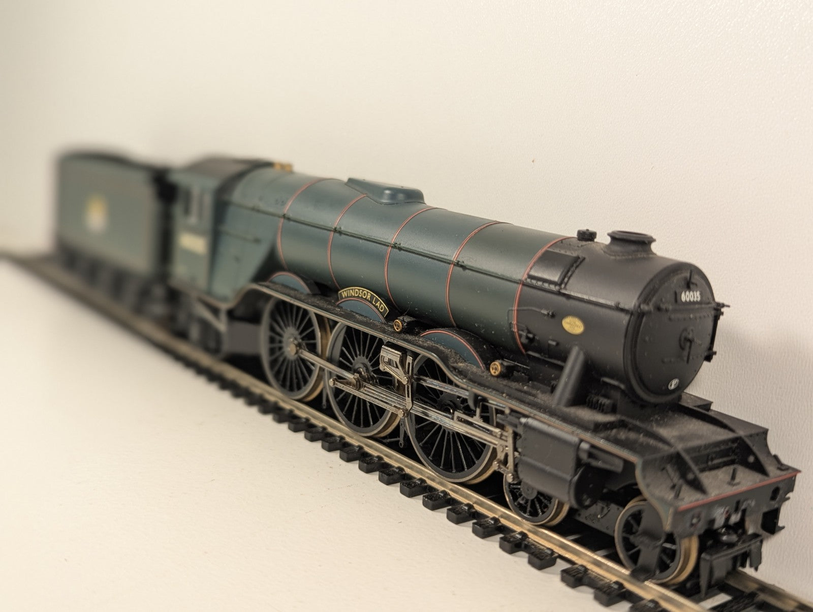 Hornby R2341 OO Gauge A3 60035 Windsor Lad BR Green – Spares Repair