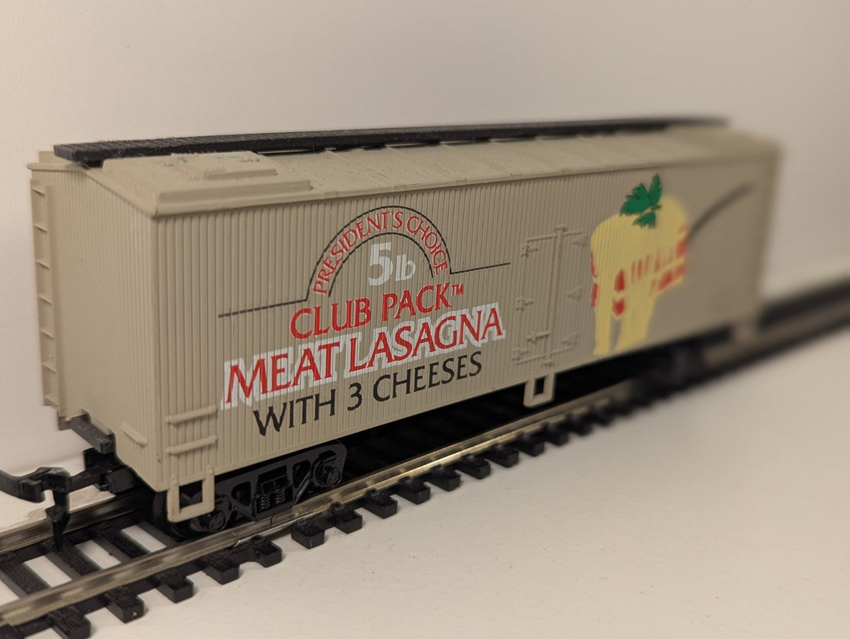 Athearn HO Gauge President’s Choice Meat Lasagna Box Car
