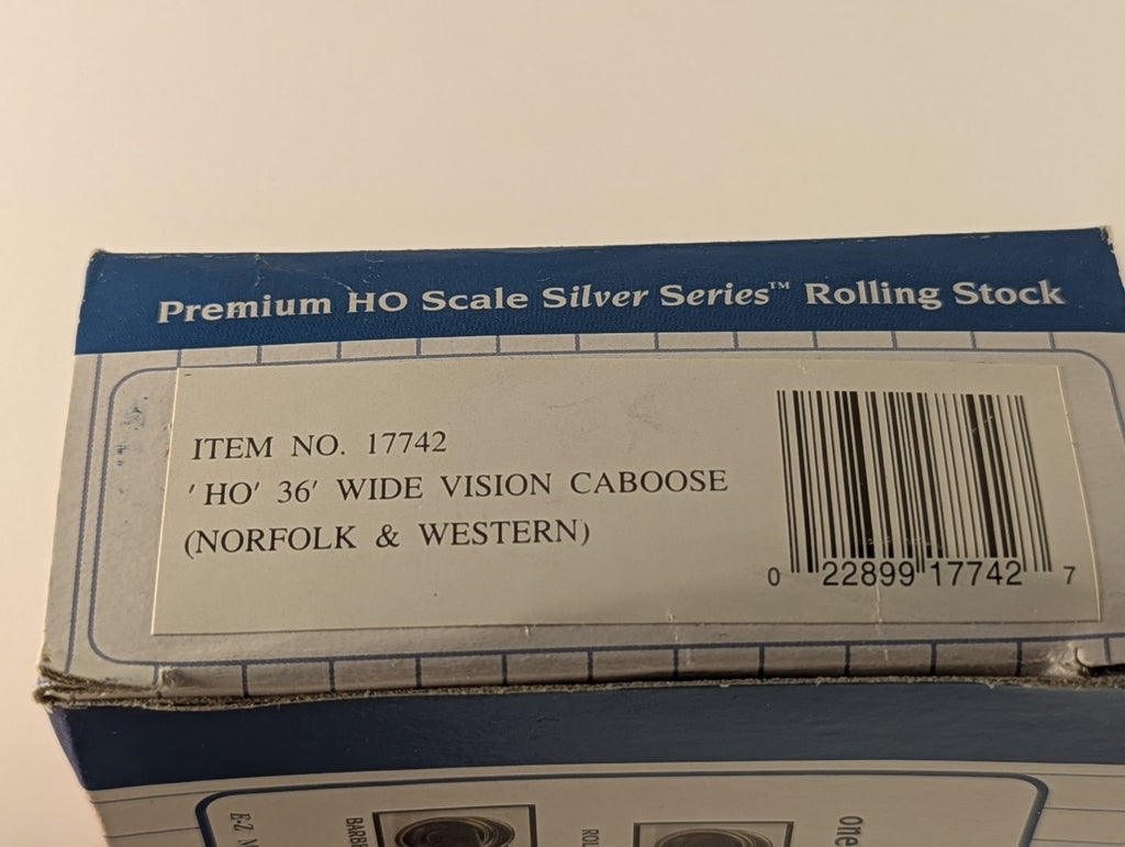 Bachmann HO Scale 36' Wide Vision Caboose 518696 Norfolk & Western 1774