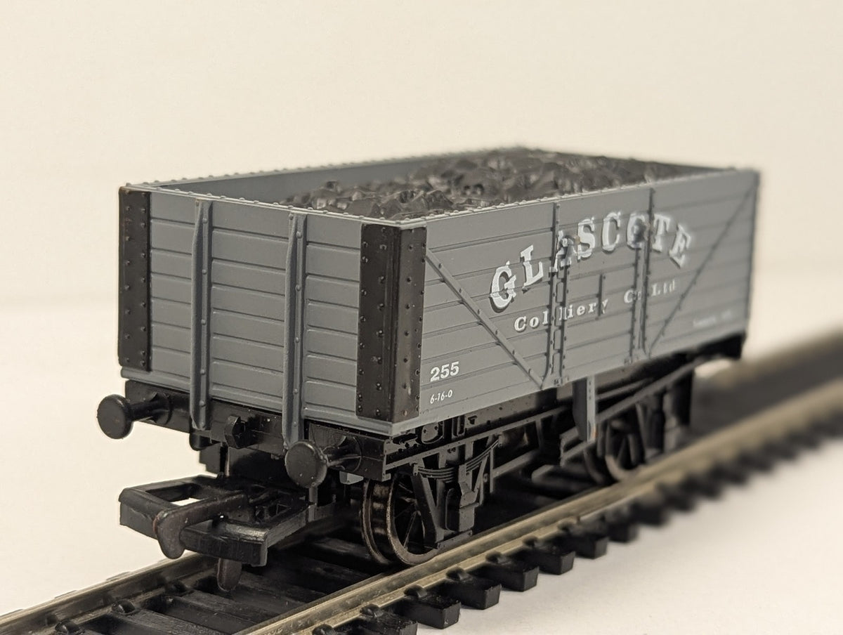 Dapol OO Gauge Glascote Colliery 7-Plank Open Wagon Goods Wagon 255