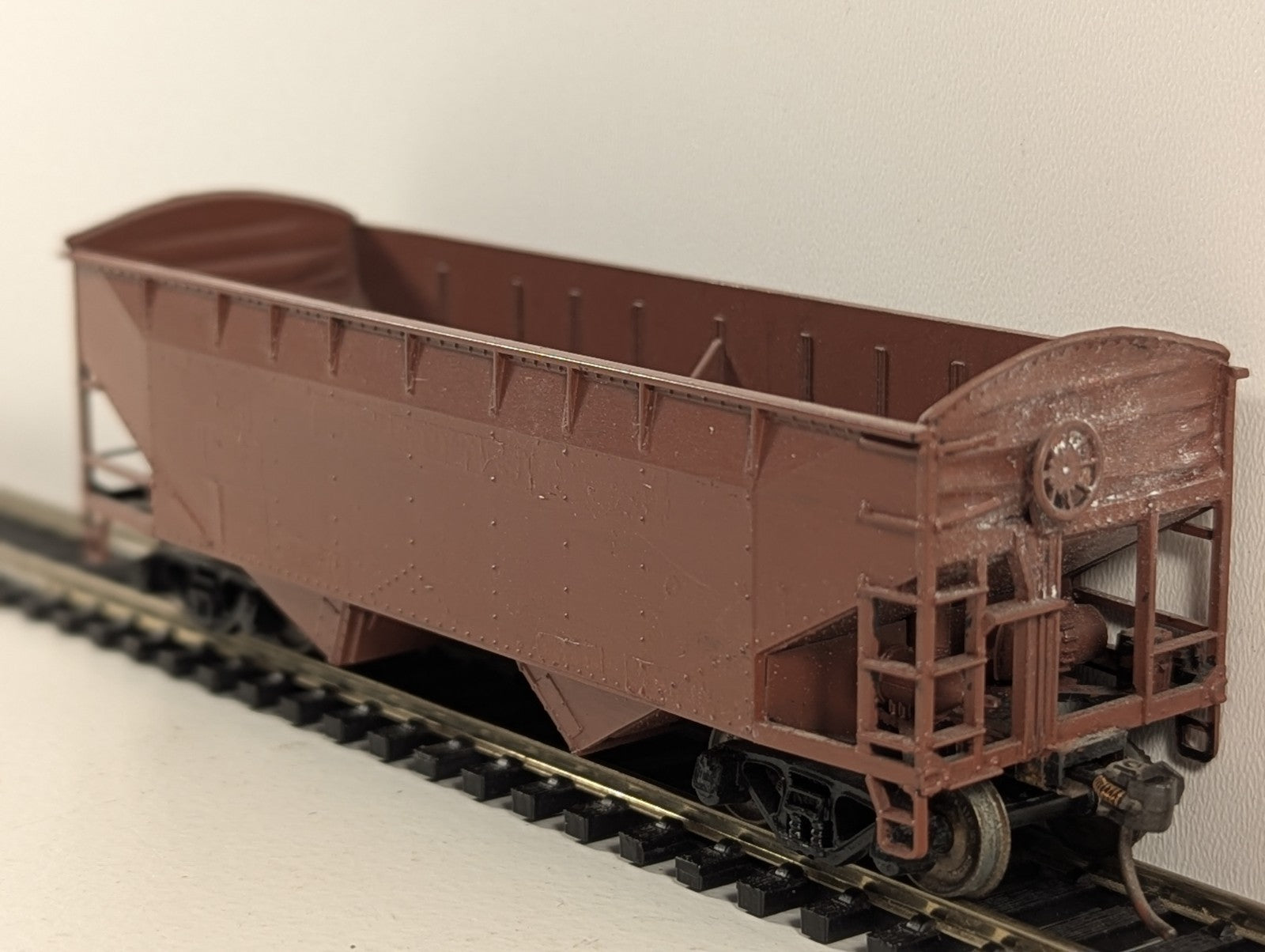 Athearn HO Gauge Southern Pacific Hopper Wagon – Renumbered
