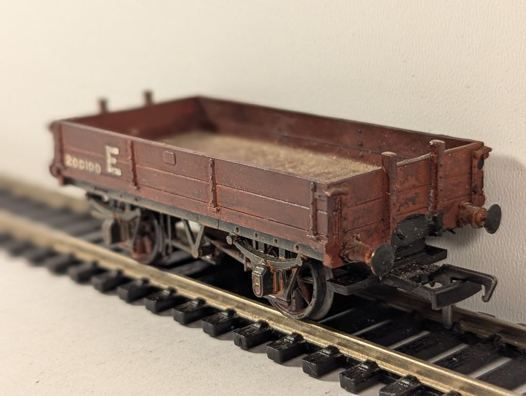 Kitbuilt OO Gauge 5-Plank Open Wagon 200100 LNER Bauxite