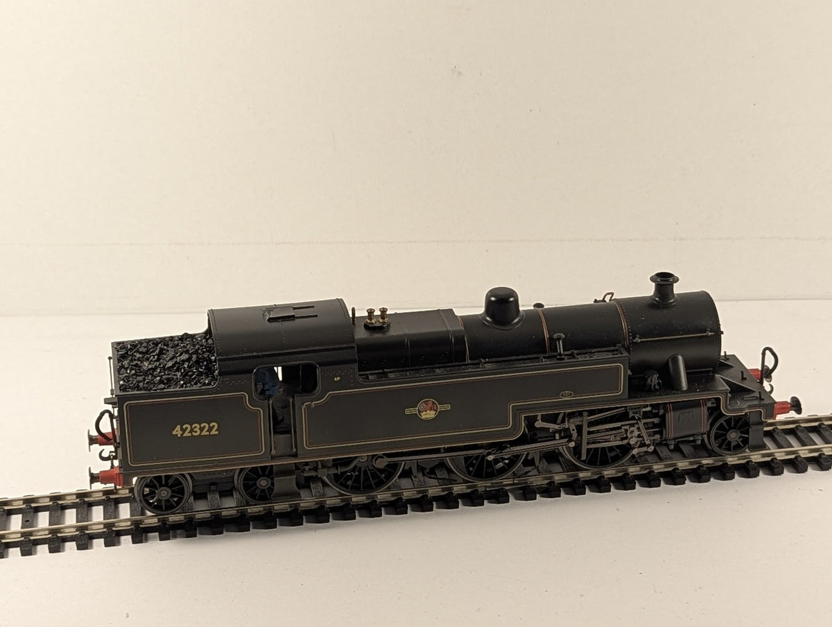 Hornby R2287 Class 4P 2-6-4T 42322 in BR black with late crest - weathered