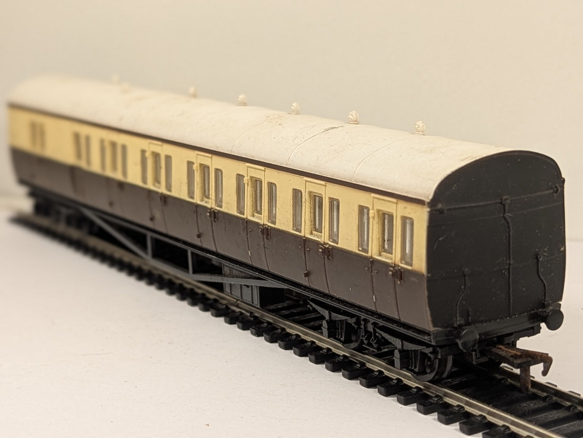 Airfix OO Gauge GWR Suburban Brake Coach (54250-0)